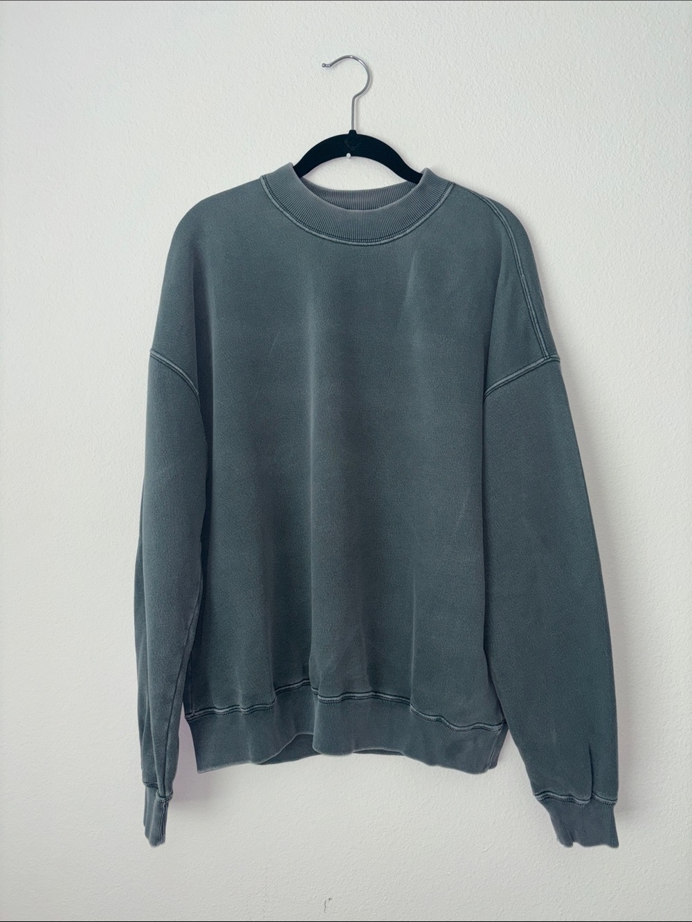 Abercrombie & Fitch Washed Charcoal Crewneck Sweatshirt